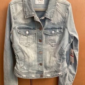 NEW Cropped Denim Jacket